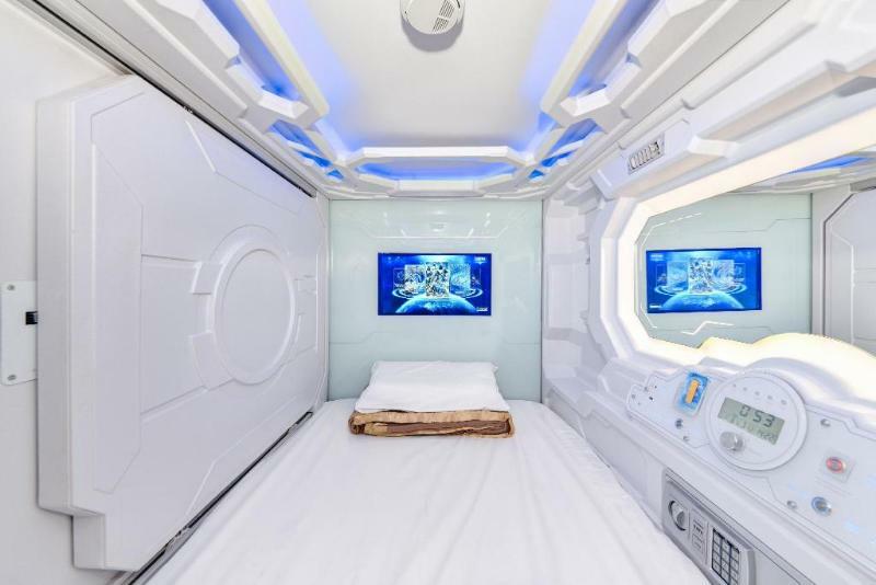 Space Q Capsule Hotel Сидней Экстерьер фото
